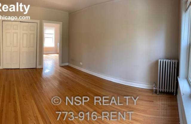 4257 West Addison photos photos