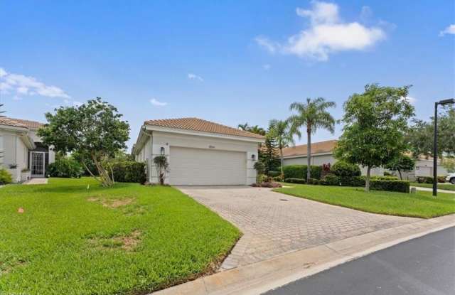 8541 Pepper Tree Way Gallery 3