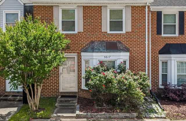 Wonderful updated Townhome photos photos