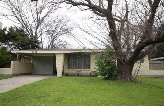 2609 Costa Mesa Dr - 2609 Costa Mesa Drive, Dallas, TX 75228