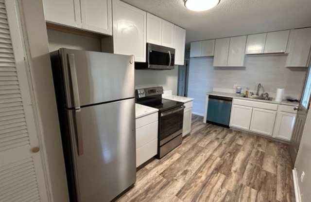 3 Bedrooms | Great Location | Ready to Welcome You Home! Gallery 4
