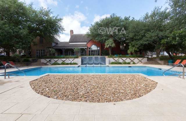 12222 Vance Jackson - 12222 Vance Jackson, San Antonio, TX 78230