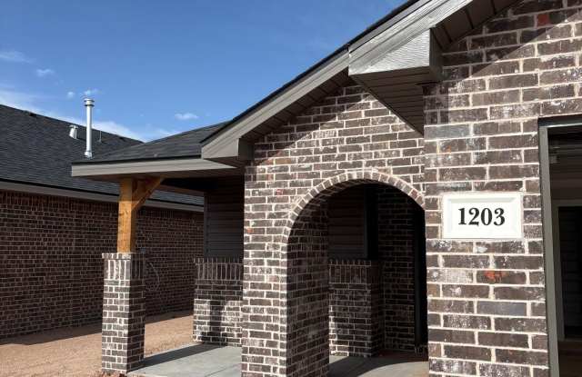 1203 Cottonwood Avenue photos photos