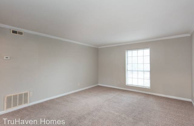 5681 Kingsport Drive, NE Gallery 2