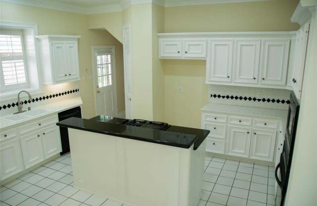 4607 Park Court Gallery 2