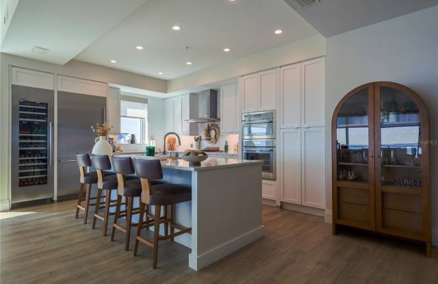 Altura Bayshore Gallery 4