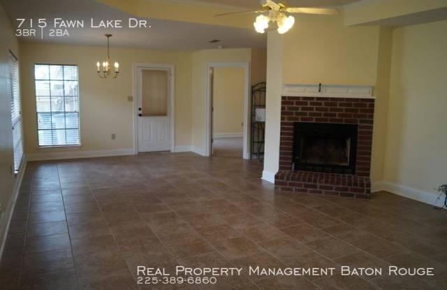 715 Fawn Lake Dr. Gallery 3