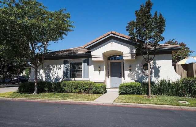 751 Silchester Court photos photos