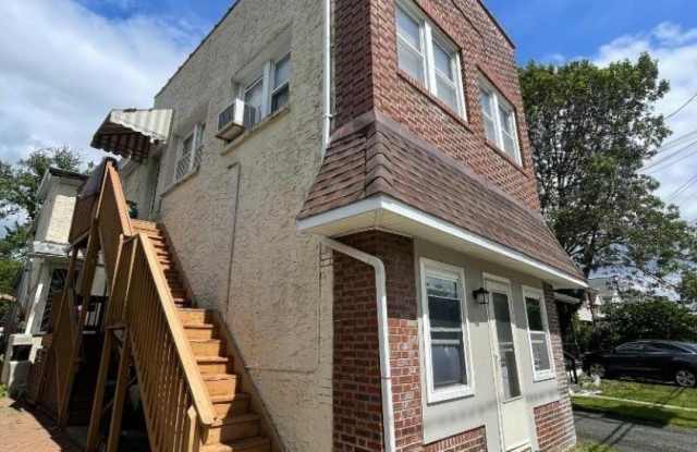 554 W Broad St photos photos