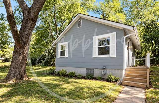 8237 Flora Avenue Gallery 1