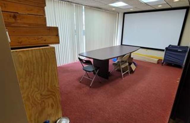 22755 HESLIP Drive Gallery 4
