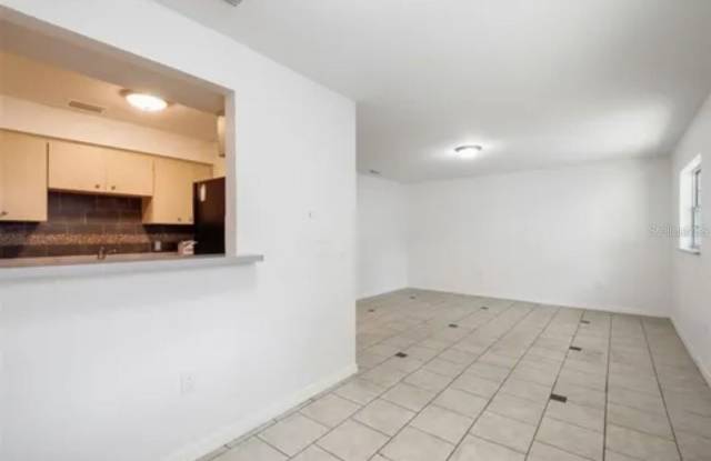519 S WESTGATE Avenue Gallery 2