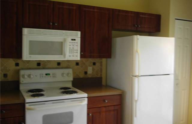 3635 Pine Oak CIR Gallery 3