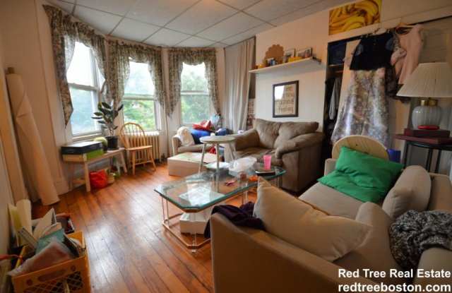 846 Huntington Ave. photos photos