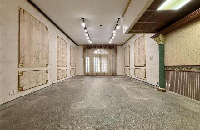 6108 18th Avenue Gallery 3