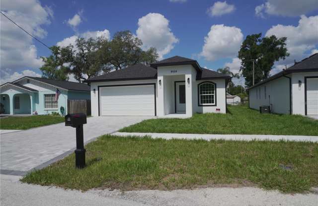 8924 N ORLEANS Avenue Gallery 2