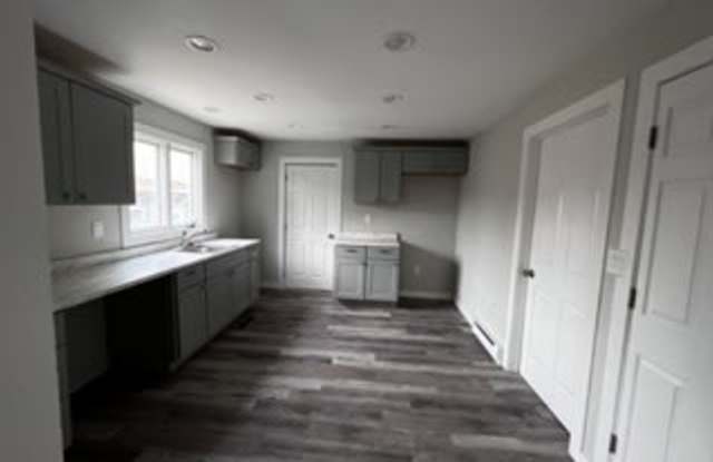917 7th Avenue South - Unit-A Gallery 3