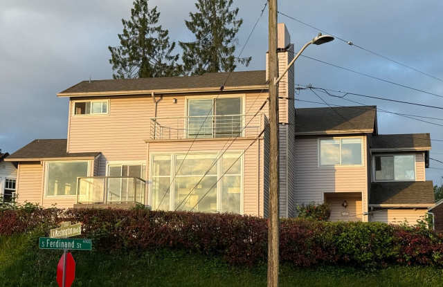 Lake Front House Seward Park photos photos