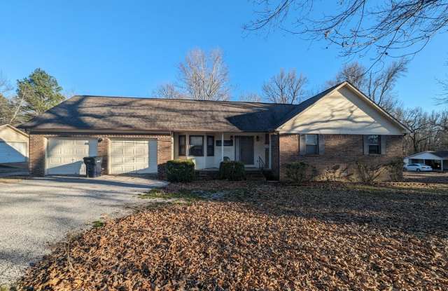 4 Bedroom/2 Bathroom Home in Batesville photos photos