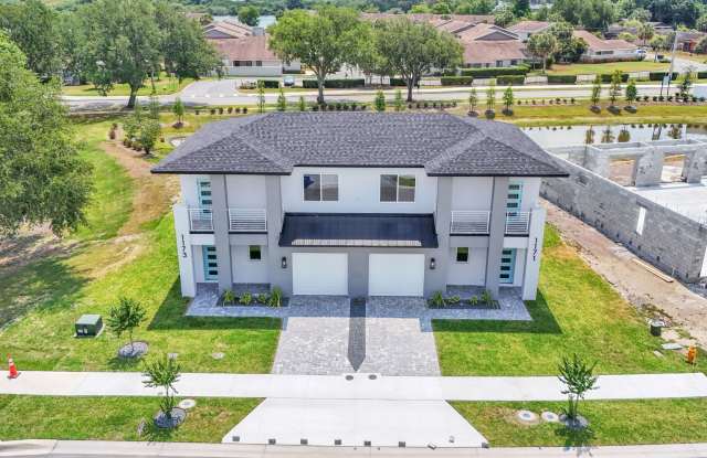 Stunning New Construction Villa for Rent Near Lake John Gallery 4