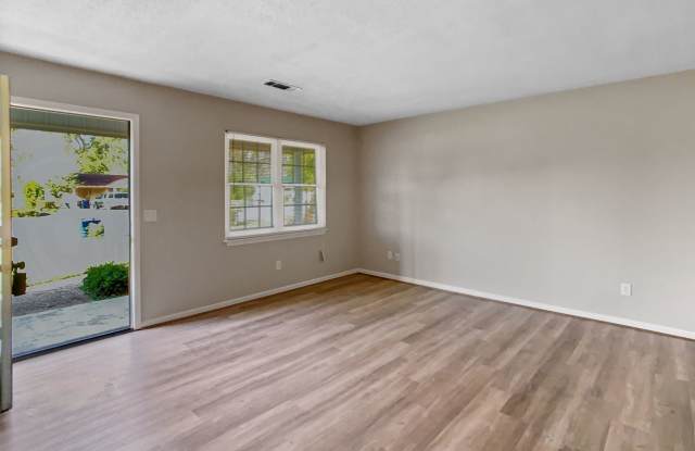 2722 Deer Haven Drive Gallery 3