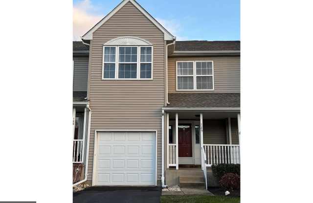 125 BLACKFRIARS CIRCLE - 125 Blackfriars Circle, Bucks County, PA 18901