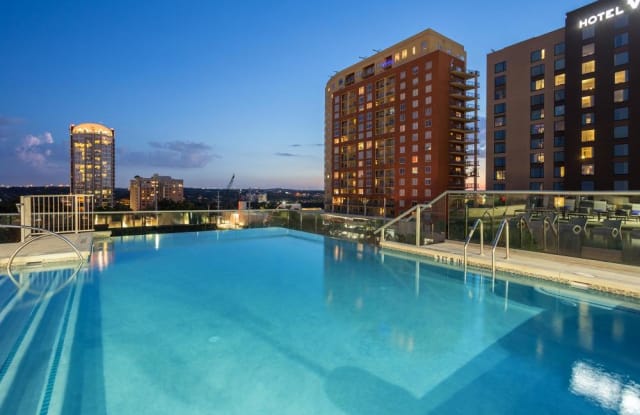 93 Rainey St - 93 Rainey Street, Austin, TX 78701