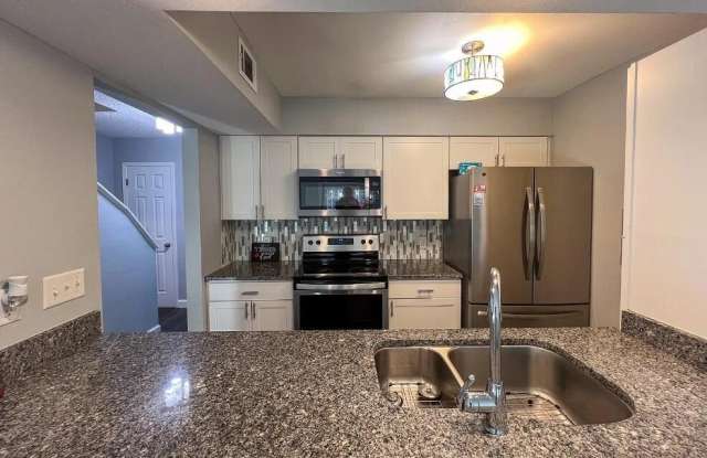 16 NW Cape Drive unit: Apt C - 16 Cape Drive Northwest, Fort Walton Beach, FL 32548