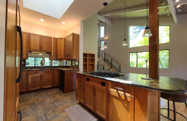 178 Sand Hill Circle Gallery 2