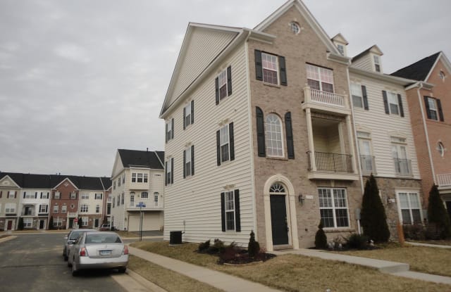 22992 FOX FIRE TERRACE - 22992 Fox Fire Terrace, Brambleton, VA 20148