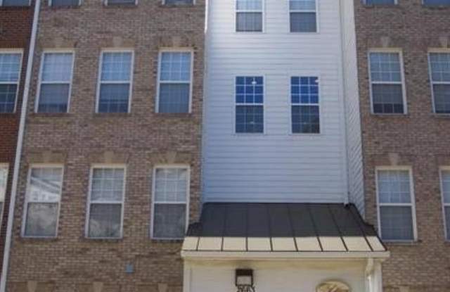 2663 MANHATTAN PLACE photos photos