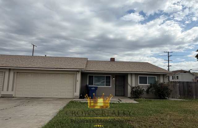 703 Mariposa Avenue photos photos