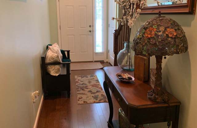 124 Amelia Way Gallery 3