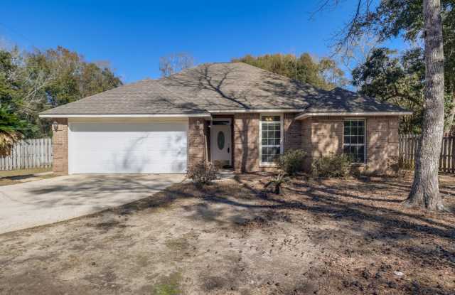9524 Pointe Aux Chenes Road - 9524 Pointe Aux Chenes Road, Jackson County, MS 39564