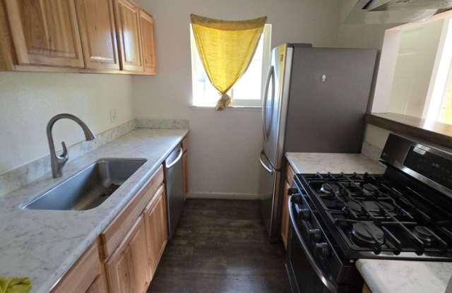 Welcome home to this beautifully updated 2-bedroom, 1-bath upstairs condo in a peaceful Auburn neighborhood. photos photos