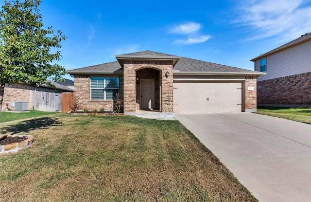 311 Triple Crown Lane photos photos