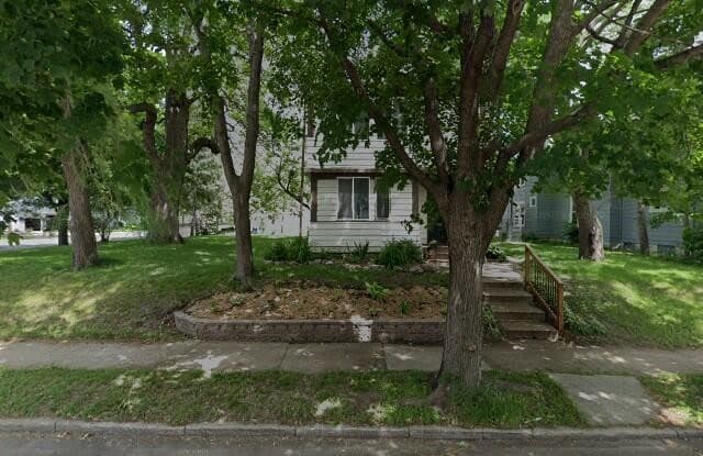 89 Winifred St W - 89 West Winifred Street, St. Paul, MN 55107