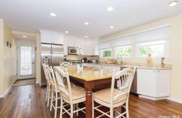 748 Ocean Breeze Walk Gallery 2