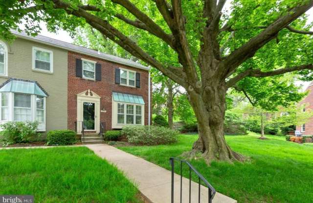 4856 BRADLEY BOULEVARD Gallery 2