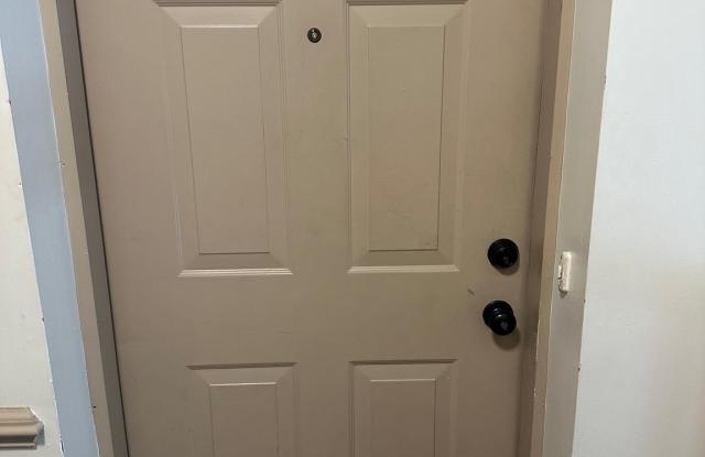 9708 LAKE POINTE Court photos photos