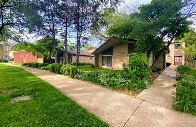 5961 North East Circle Avenue Gallery 2