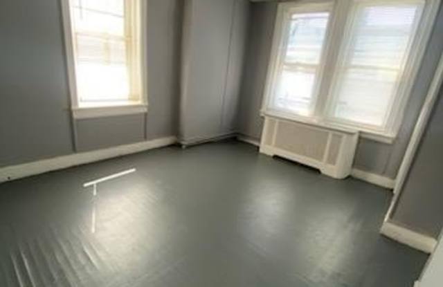 408 N WANAMAKER Street Gallery 3