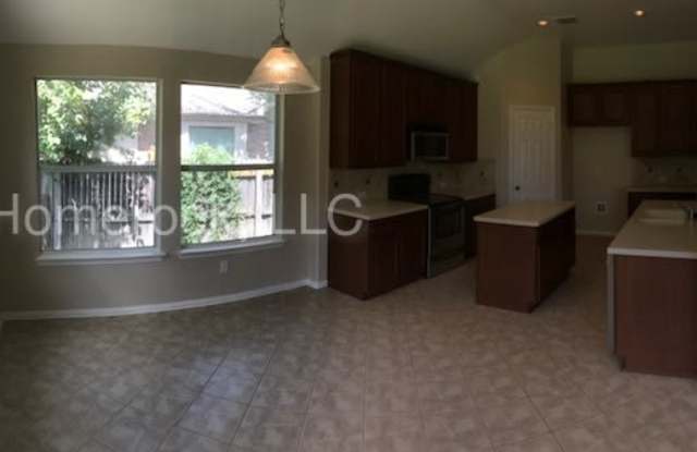 207 Bluebonnet Trail Gallery 3
