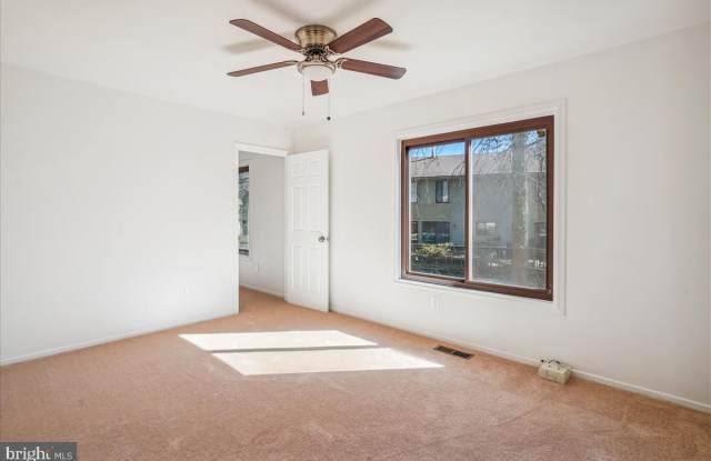 1 CAPE ANNE COURT Gallery 3