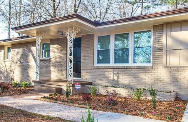 1403 Peachcrest Road - 1403 Peachcrest Road, Belvedere Park, GA 30032