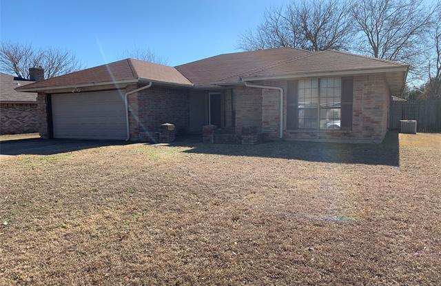 6828 Ridgetop Road - 6828 Ridgetop Road, North Richland Hills, TX 76182