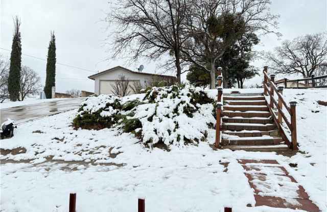 22621 Camp Drive - 22621 Camp Drive, Golden Hills, CA 93561