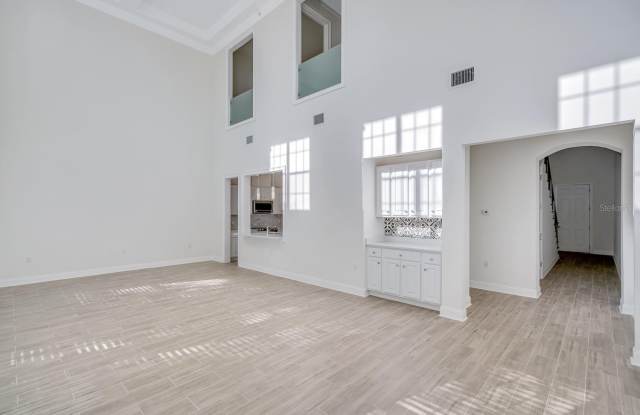 390 NEWBURY Place N Gallery 2