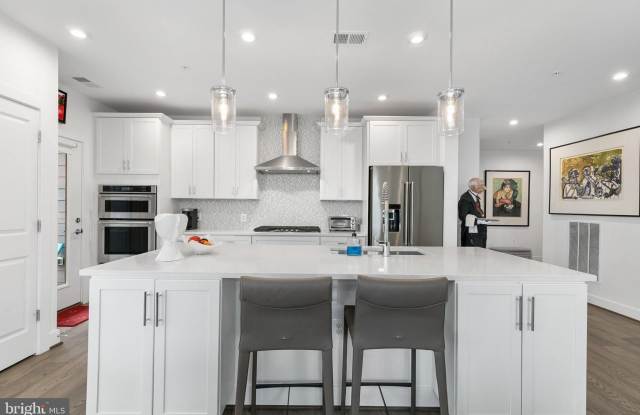 3507 BELLFLOWER Lane Gallery 4
