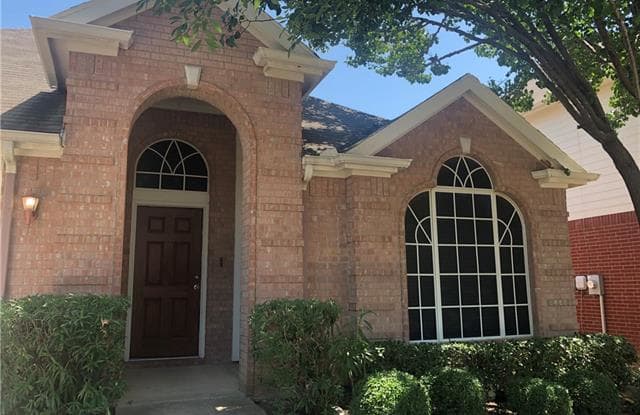 1912 Oak Hollow Drive - 1912 Oak Hollow Drive, Bedford, TX 76021